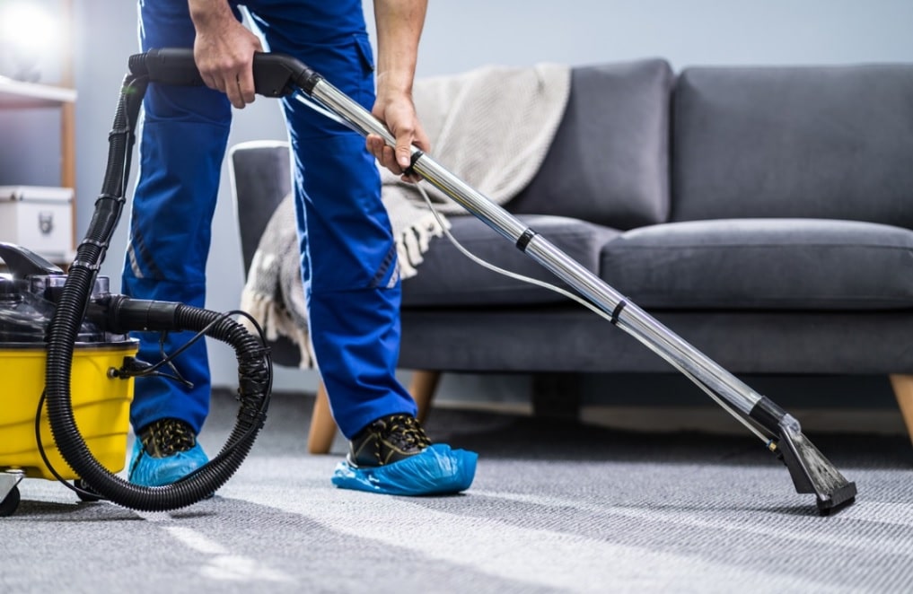 Reasons to Hire Cleaning Services
