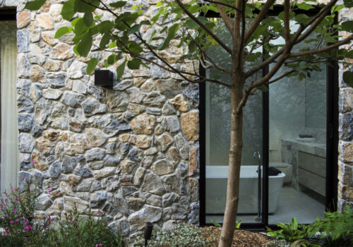The Pros and Cons Of Stone Wall Cladding