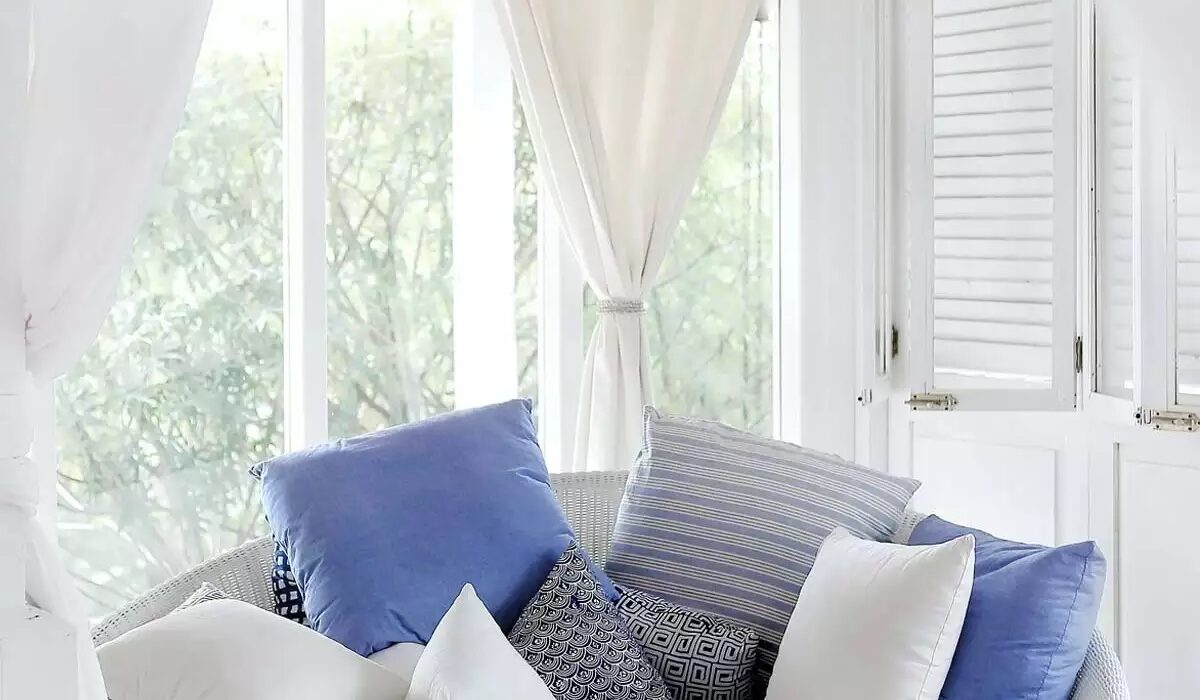 What are cotton curtains and their uses?