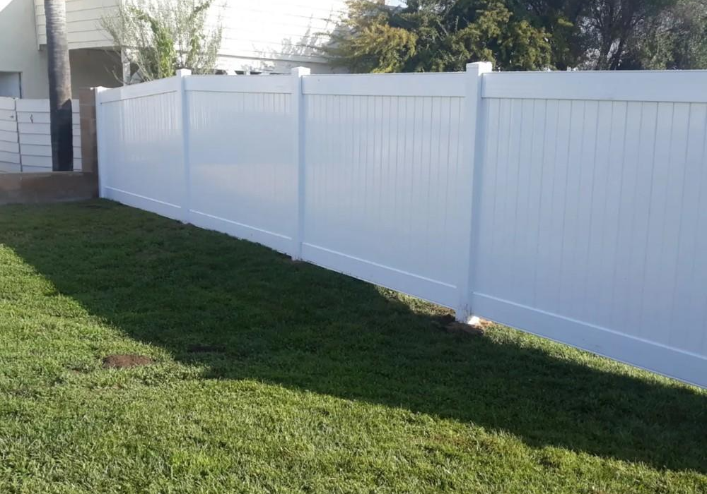 How to install vinyl fencing on uneven ground?