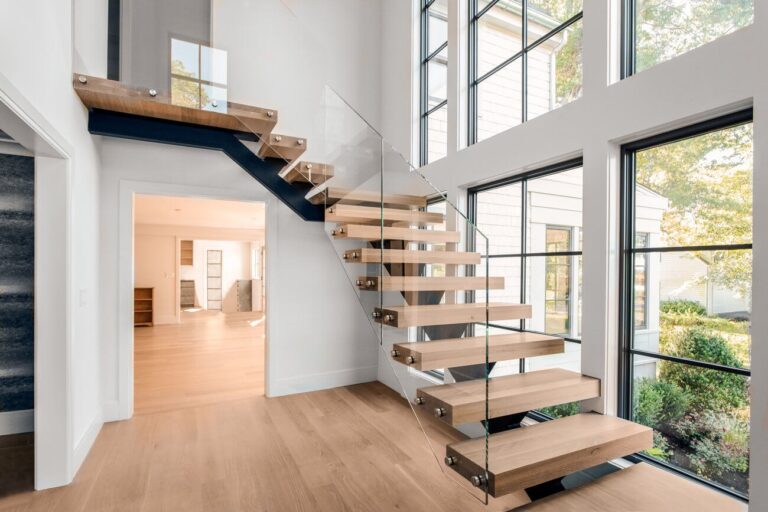 Elevating Your Home's Aesthetic: The Impact of Bespoke Stairs on ...