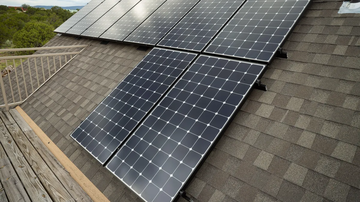 How Many Solar Panels You Need to Power a Home