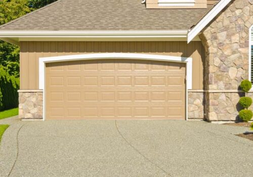 Know the Signs When it is Time to Replace Your Garage Door 