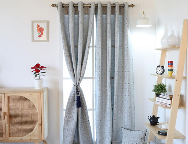 Reasons To Choose Custom Curtains Over Ready-Made Options